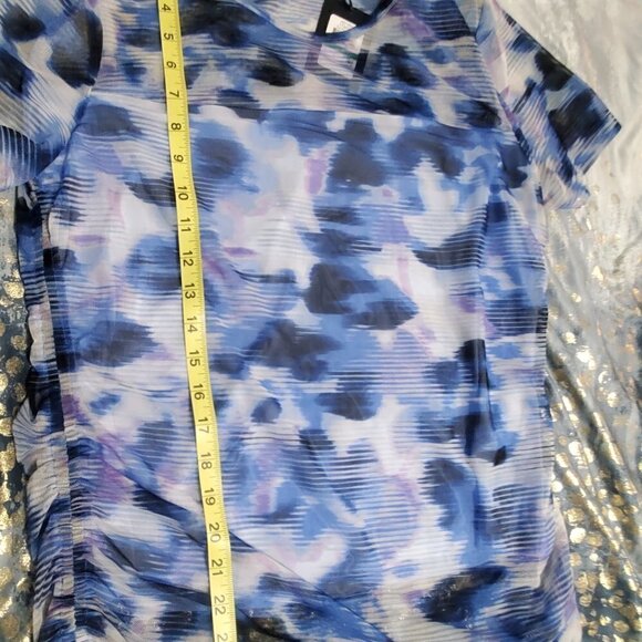 Women's DKNY Short Sleeve Blue Abstract Print Mesh Top Size: L - Picture 3 of 5